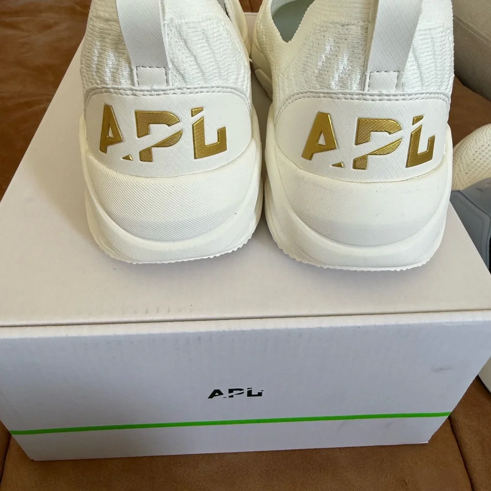 APL Women's Techloom Traveler - Picture 3 of 9